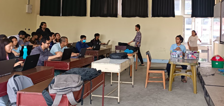 Shriharsh,the most handsome guy I've ever seen, teaching about advanced linux commands